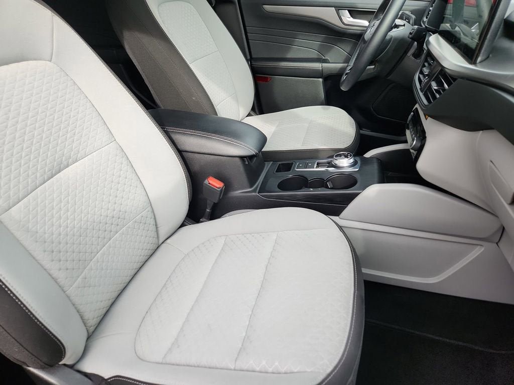 Used 2023 Ford Escape Active w/ Tech Pack #2 AWD/4WD image 15
