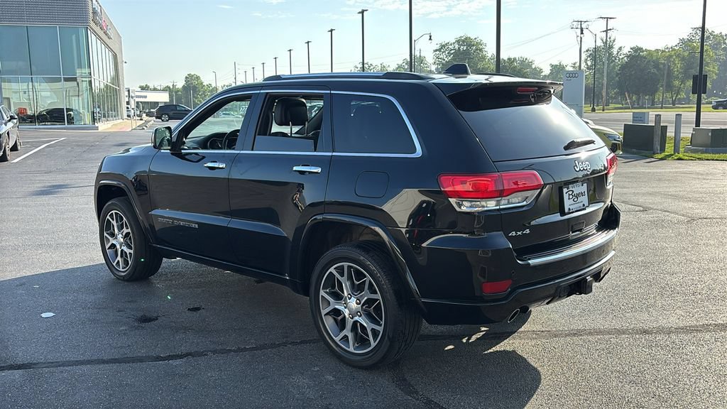 Used 2020 Jeep Grand Cherokee Overland AWD/4WD image 4