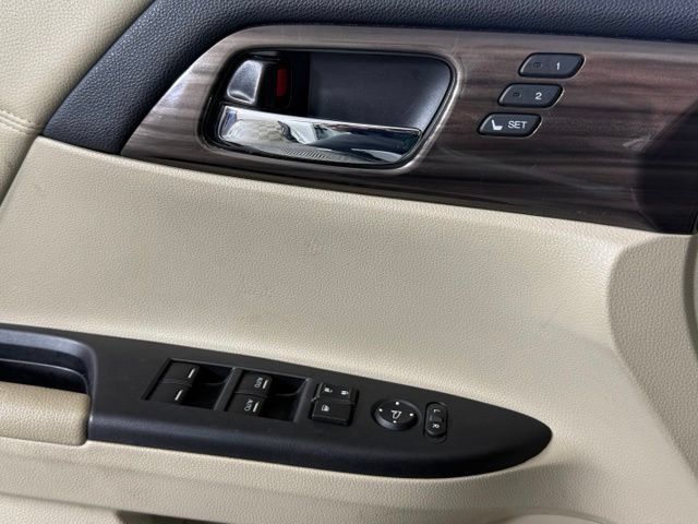 Used 2016 Honda Accord EX-L image 12