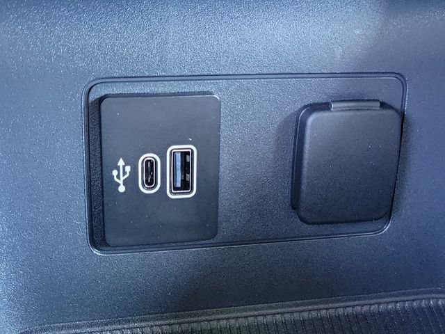 New 2026 Ford Explorer Active w/ Active Comfort Package RWD image 15