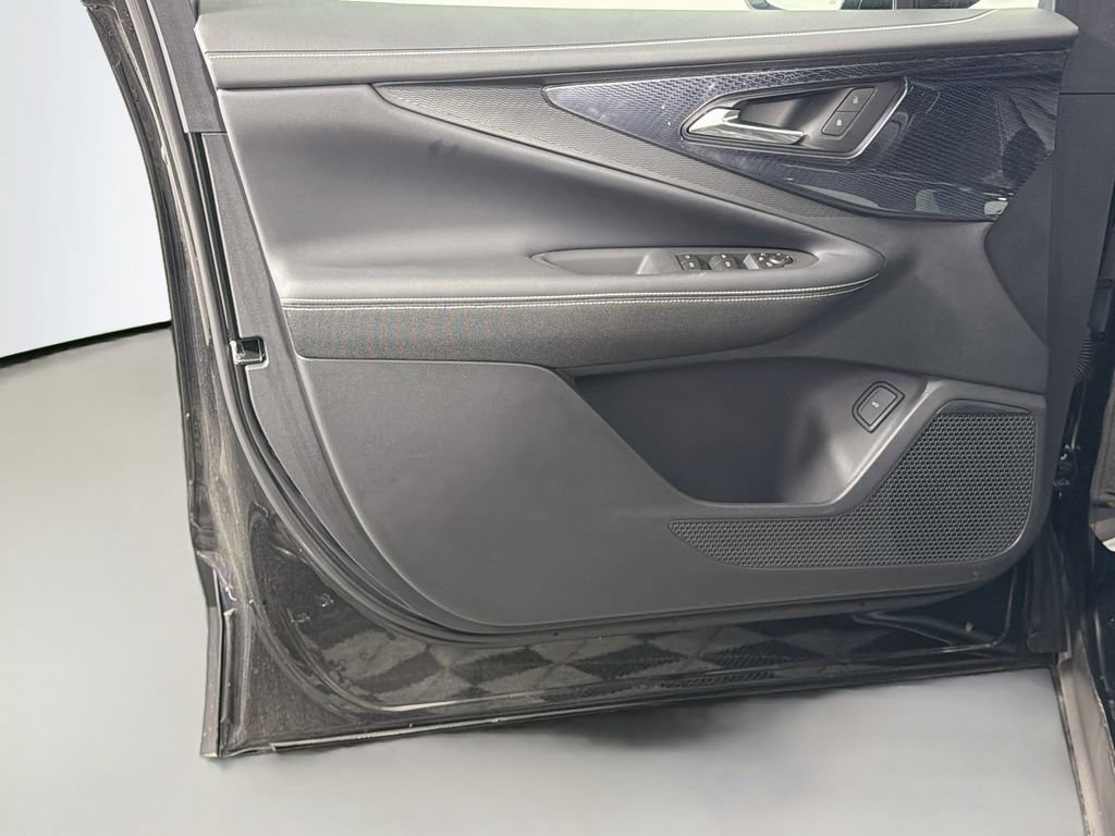 New 2026 Chevrolet Blazer EV LT FWD image 18