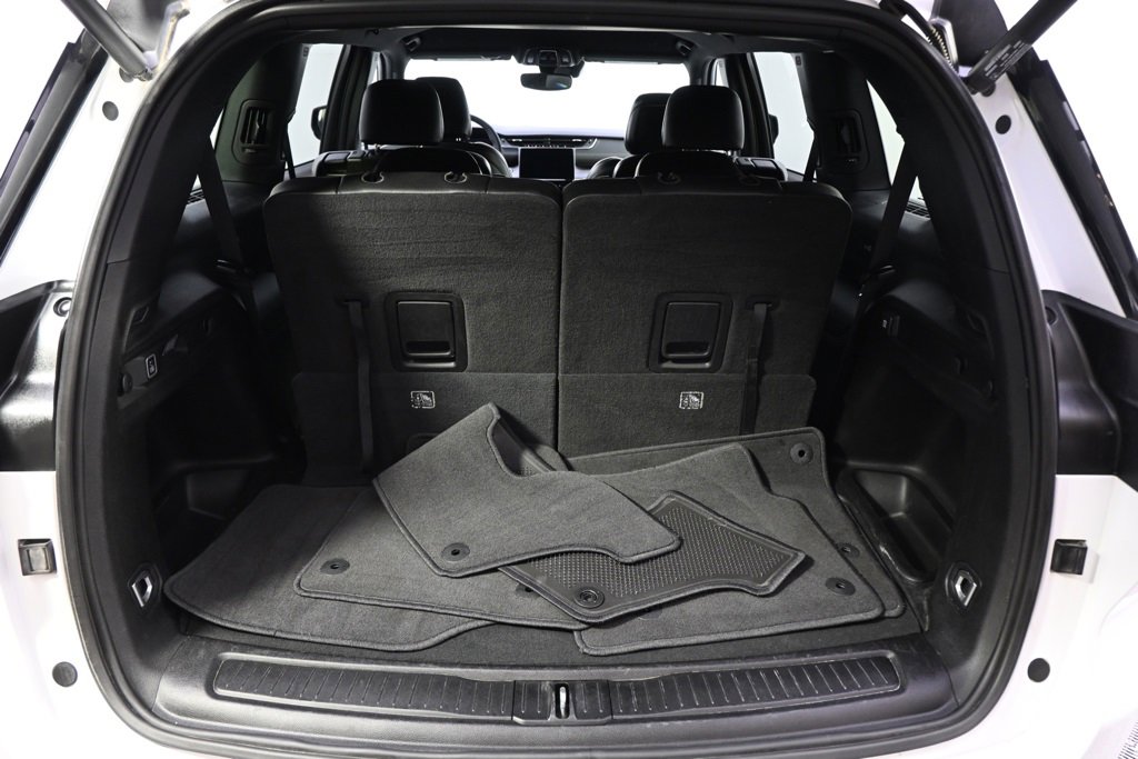 Used 2024 Jeep Grand Cherokee L Limited image 19