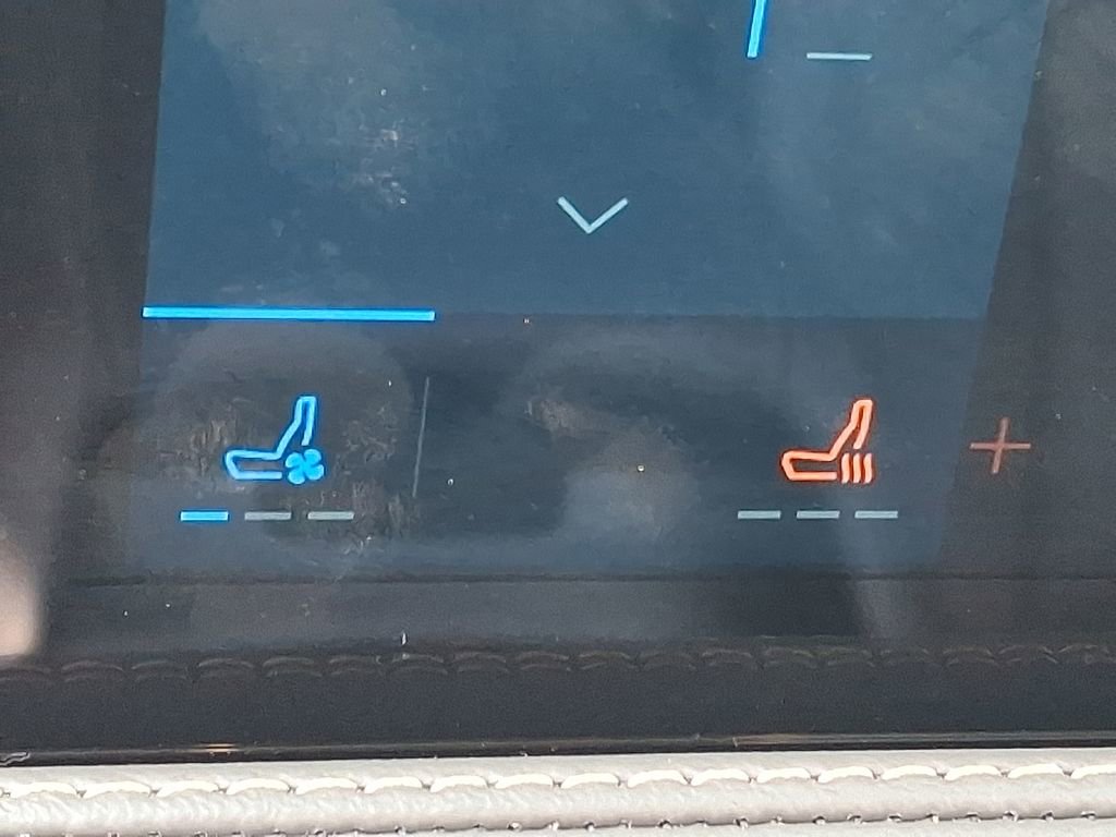 Used 2024 Lincoln Corsair AWD w/ Equipment Group 101A image 26