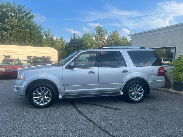 Used 2017 Ford Expedition Limited AWD/4WD image 4