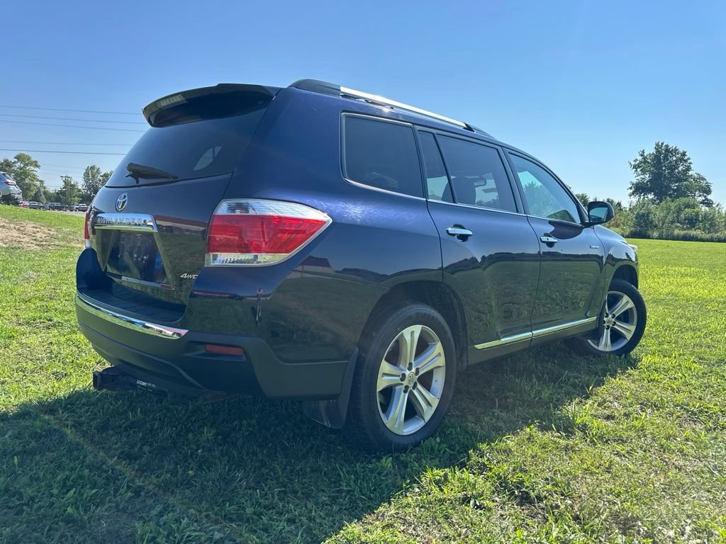 Used 2013 Toyota Highlander Limited AWD/4WD image 13