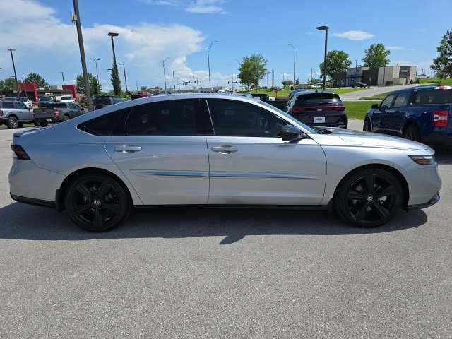 Used 2023 Honda Accord Sport image 6