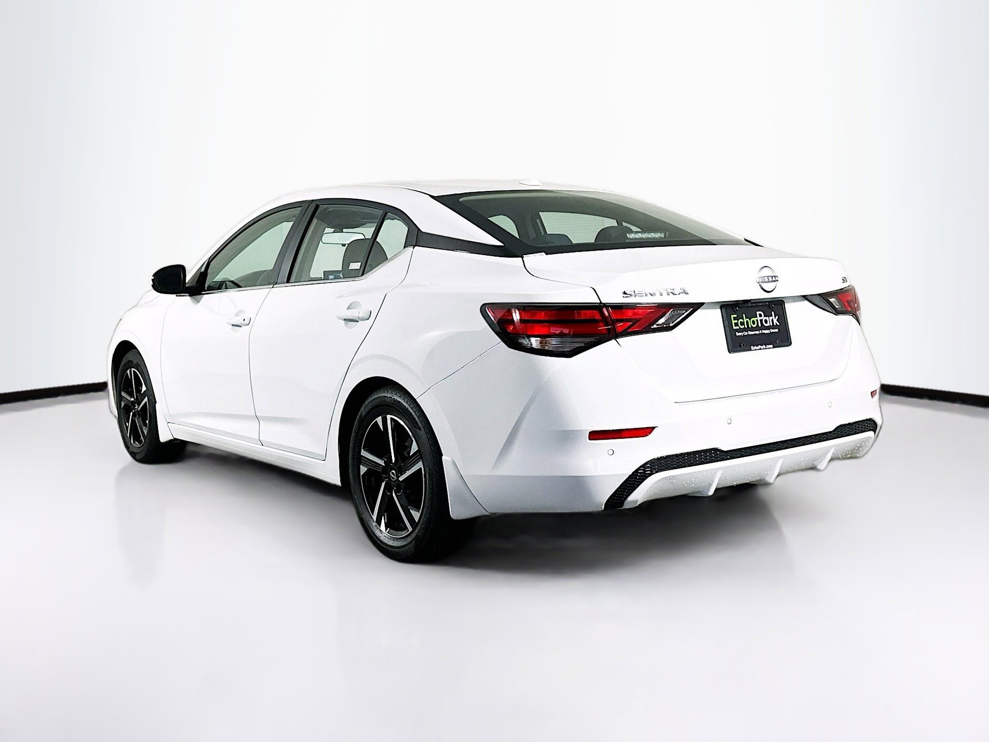 Used 2024 Nissan Sentra SV image 5