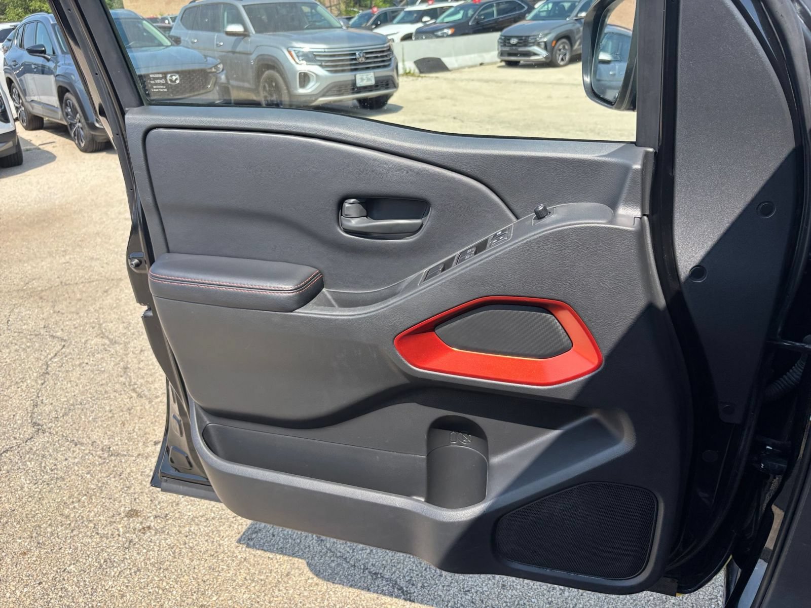 Used 2026 Nissan Frontier PRO-4X AWD/4WD image 18
