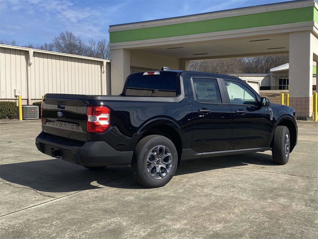 New 2025 Ford Maverick XLT w/ Equipment Group 302A image 4