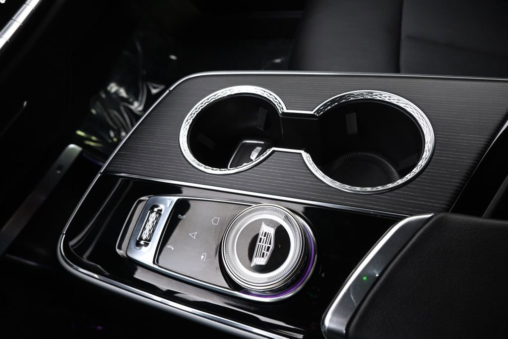 New 2025 Cadillac Lyriq Sport AWD/4WD image 32