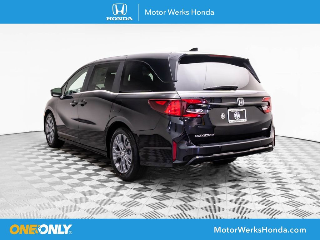 New 2026 Honda Odyssey Touring image 3