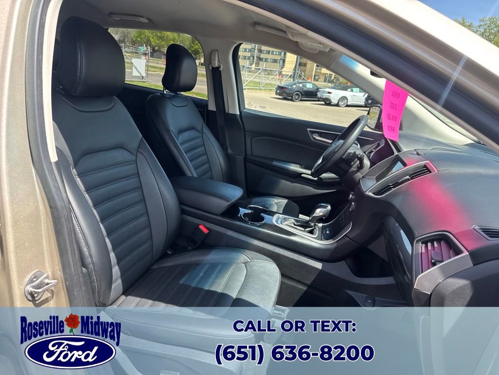 Used 2017 Ford Edge SEL w/ Equipment Group 201A AWD/4WD image 32