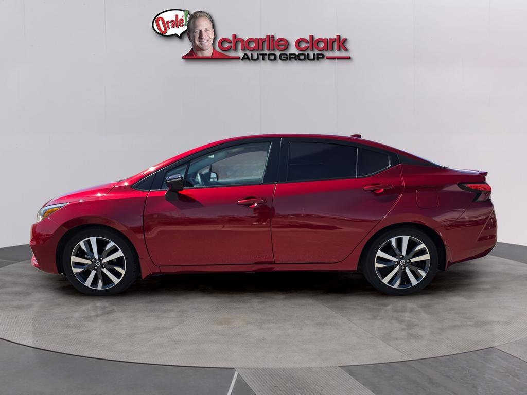 Used 2021 Nissan Versa SR FWD image 3