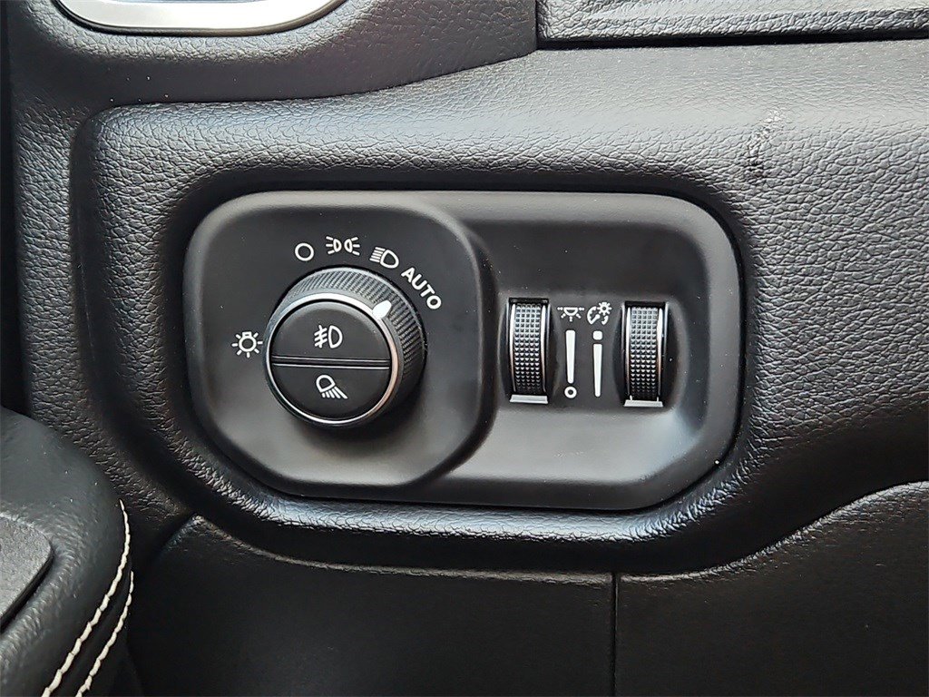 New 2026 RAM 2500 Laramie w/ Sport Appearance Package image 23