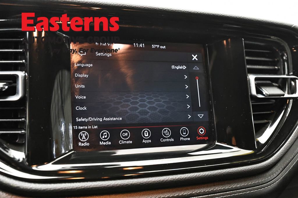 Used 2023 Dodge Durango SXT image 19