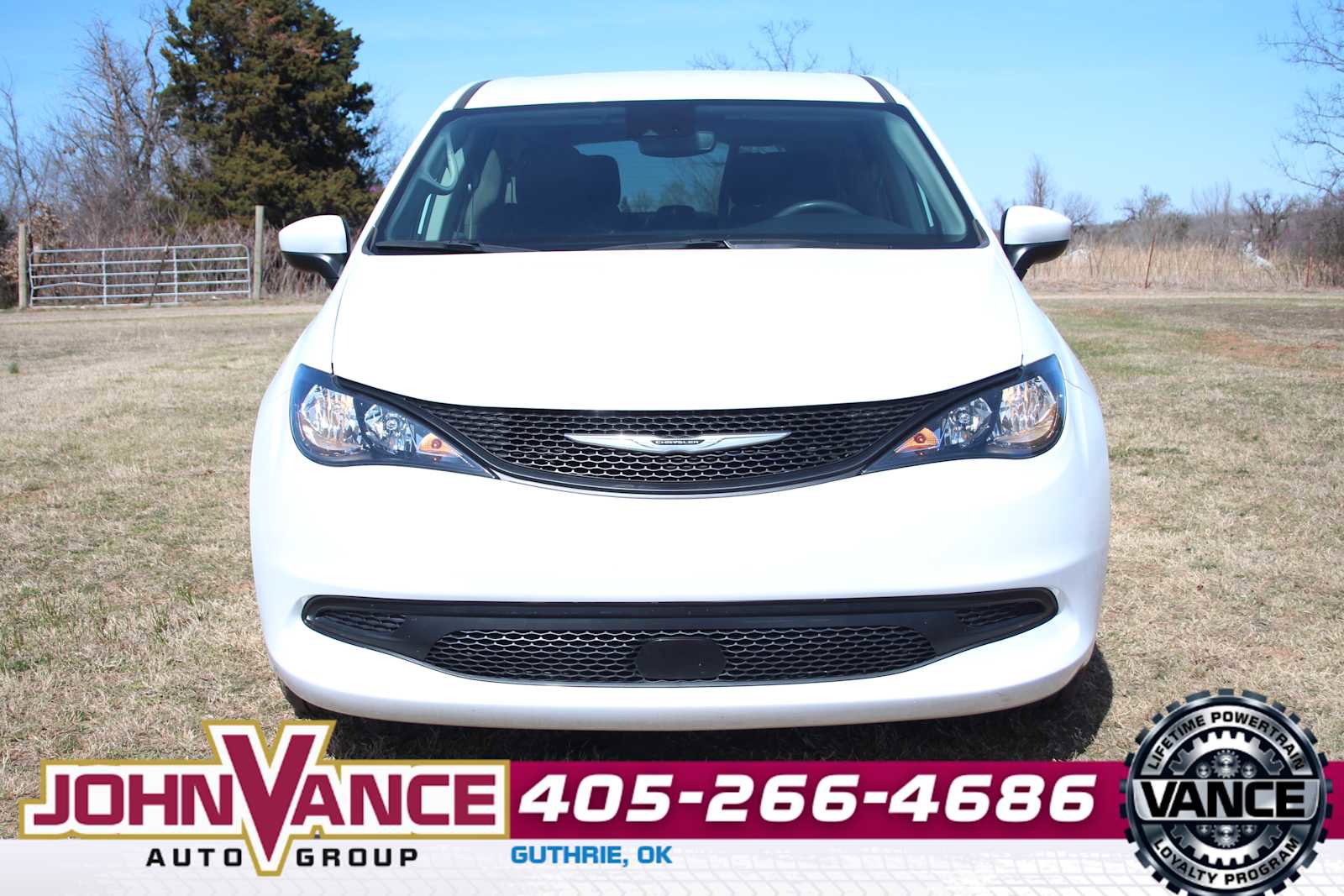 Used 2023 Chrysler Voyager LX video 2
