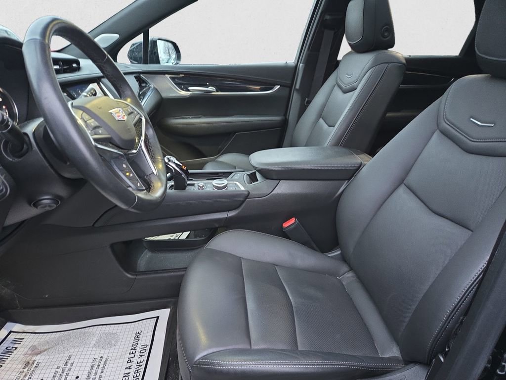 Certified 2023 Cadillac XT5 Premium Luxury image 10