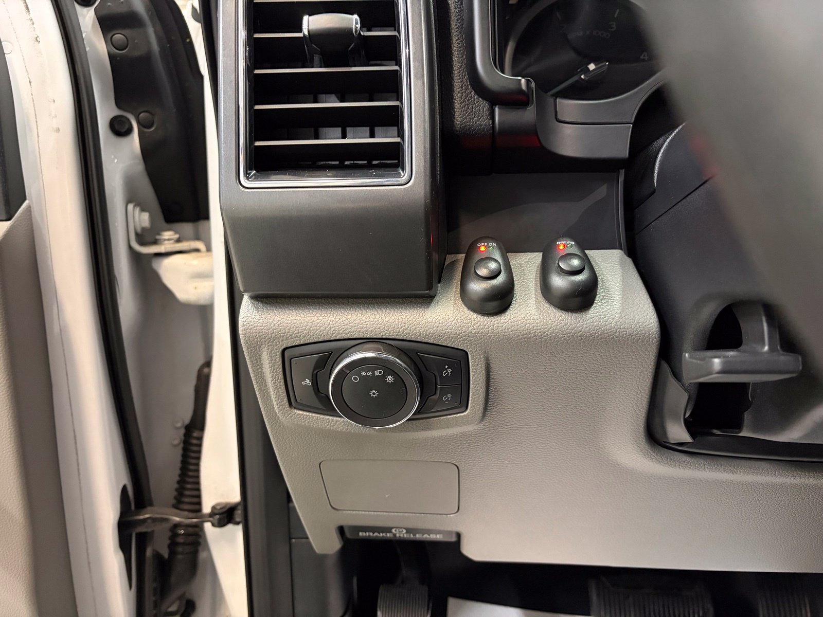 Used 2019 Ford F350 XLT AWD/4WD image 18
