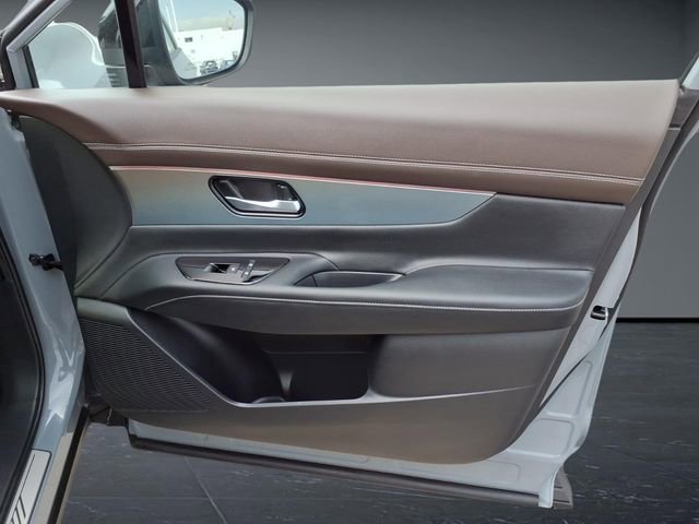 Certified 2026 Nissan Murano Platinum w/ Cargo Package AWD/4WD image 21