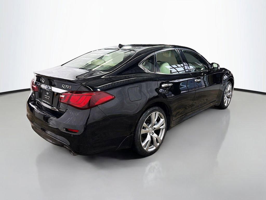 Used 2016 INFINITI Q70 3.7 w/ Technology Package AWD/4WD image 9