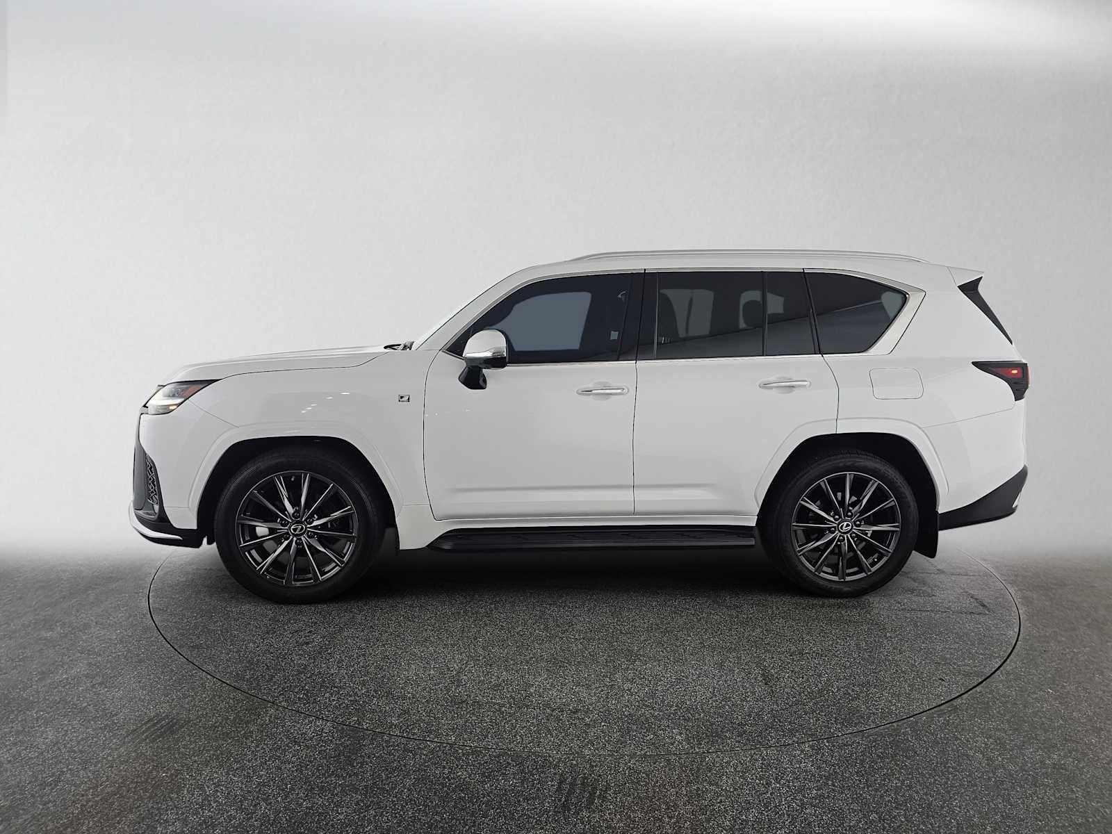 Used 2023 Lexus LX 600 F Sport AWD/4WD image 6