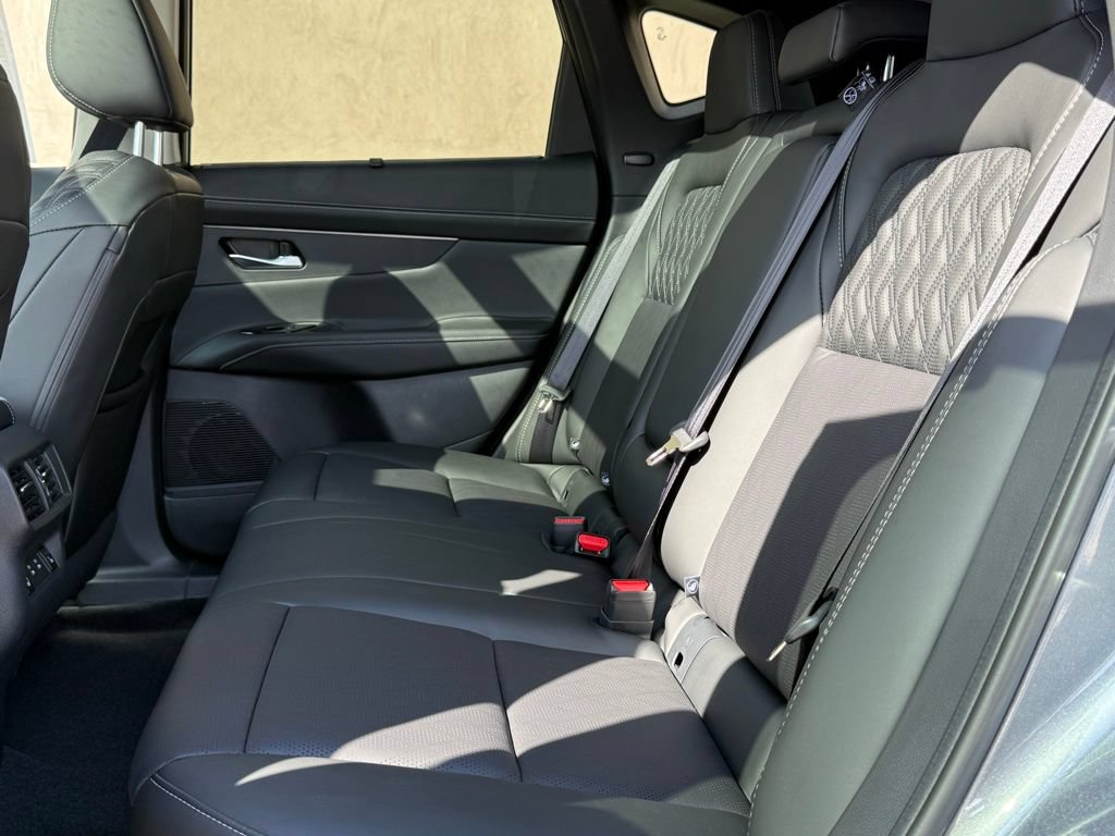 New 2026 Nissan Murano Platinum w/ Cargo Package AWD/4WD image 18