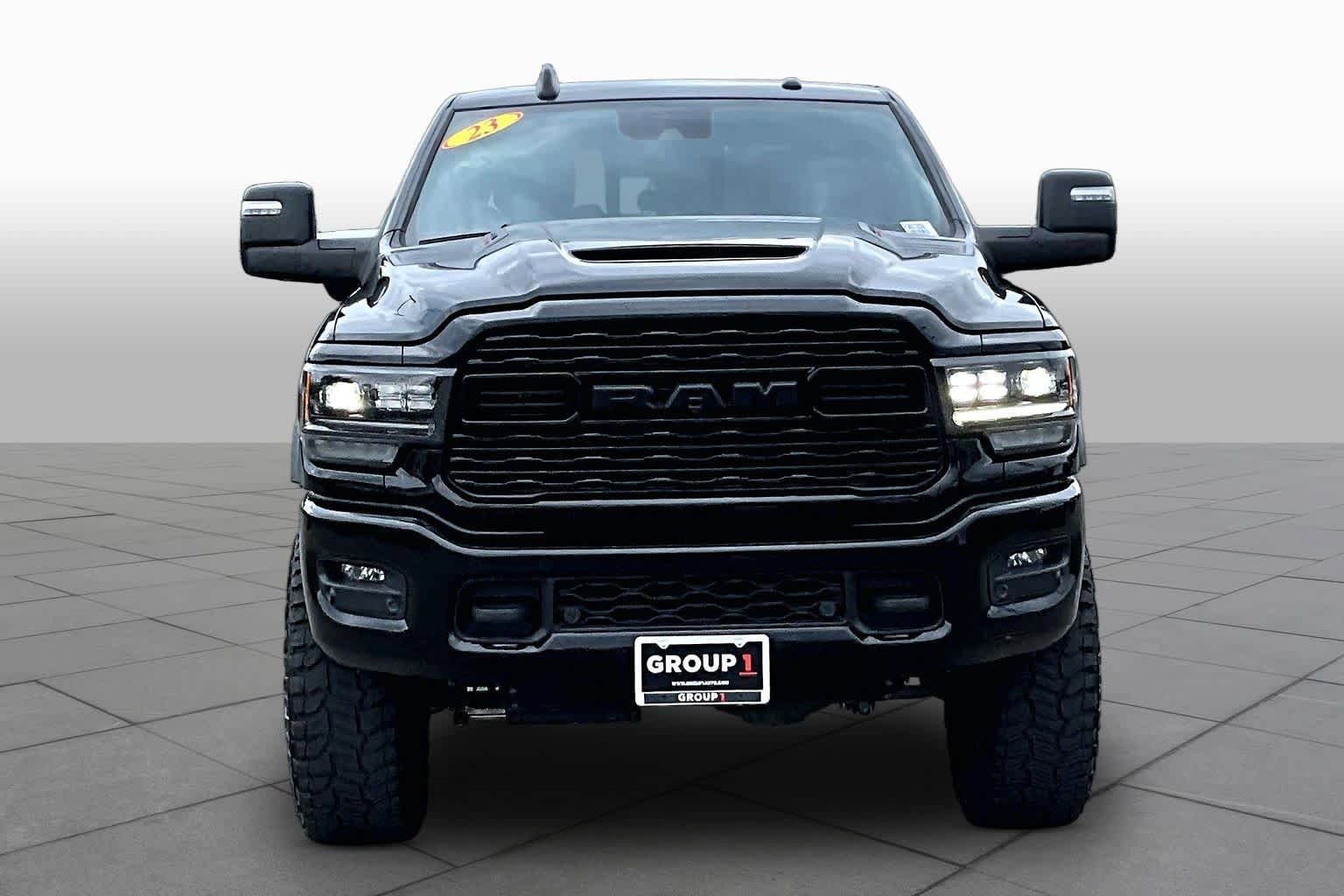 Used 2023 RAM 2500 Limited AWD/4WD image 3