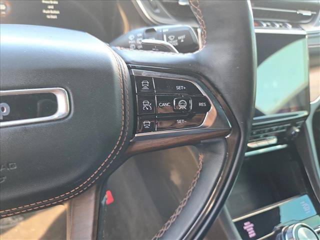 Used 2021 Jeep Grand Cherokee L Summit w/ Luxury Tech Group V AWD/4WD image 22