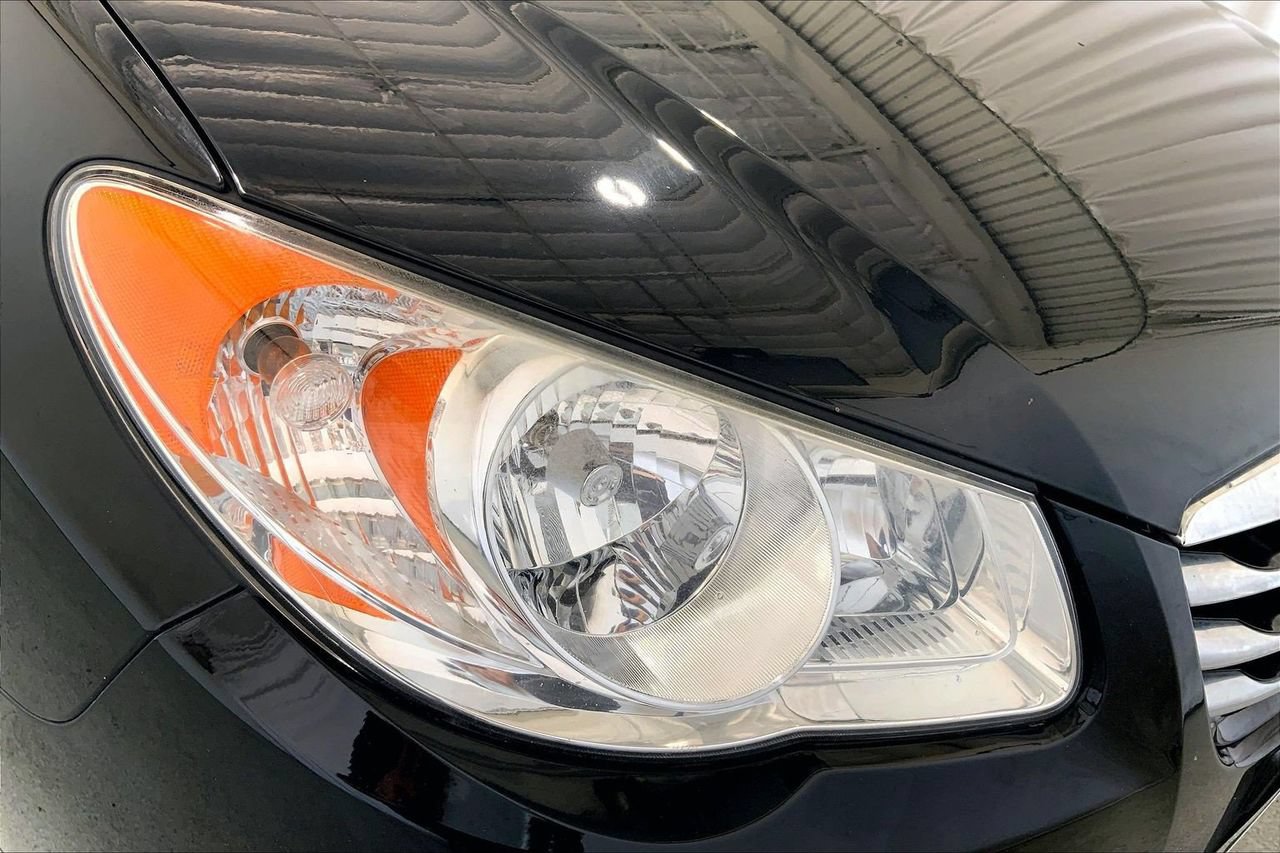 Used 2010 Hyundai Elantra GLS FWD image 27