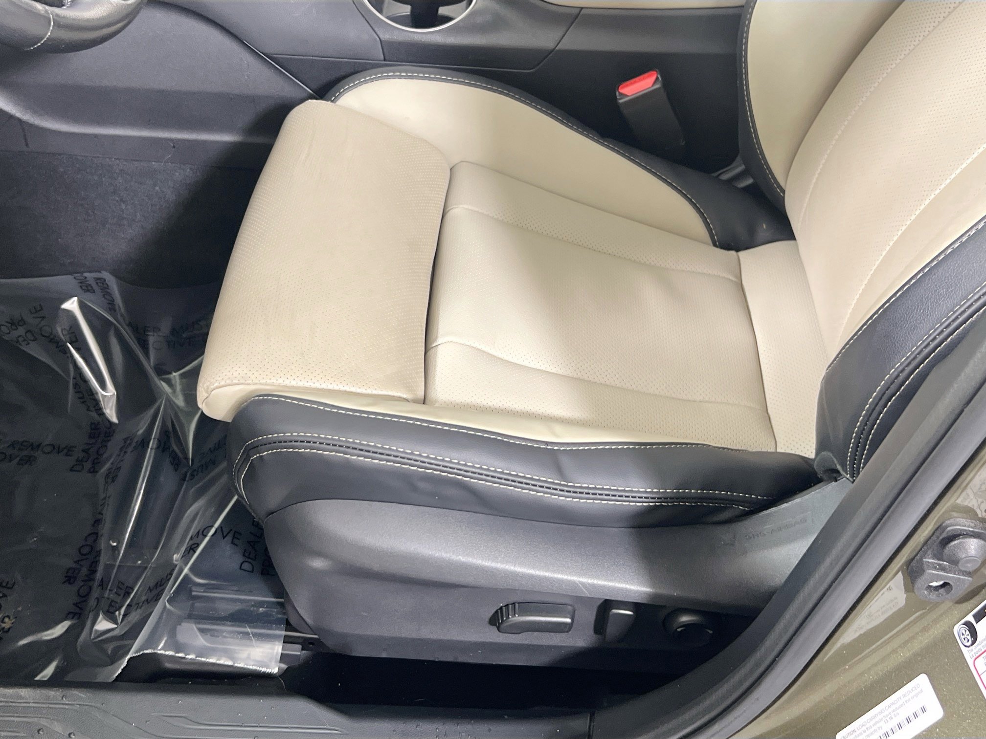 Used 2022 Subaru Outback Limited AWD/4WD image 19