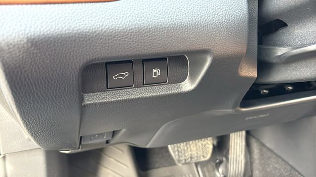 New 2026 Toyota Crown Signia image 15