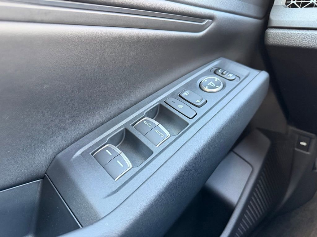 New 2025 Honda Accord SE image 12