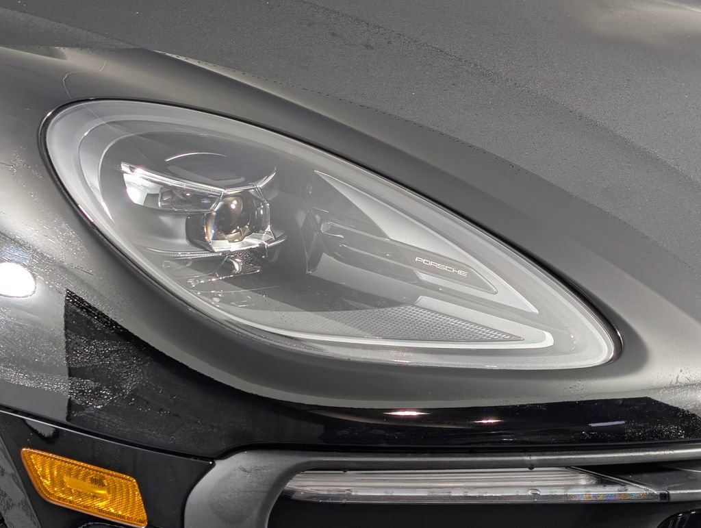 New 2026 Porsche Macan image 11