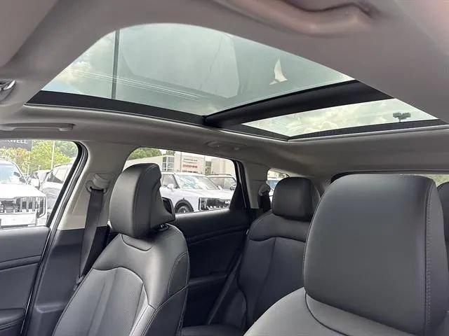 New 2026 Kia Sportage EX FWD image 13