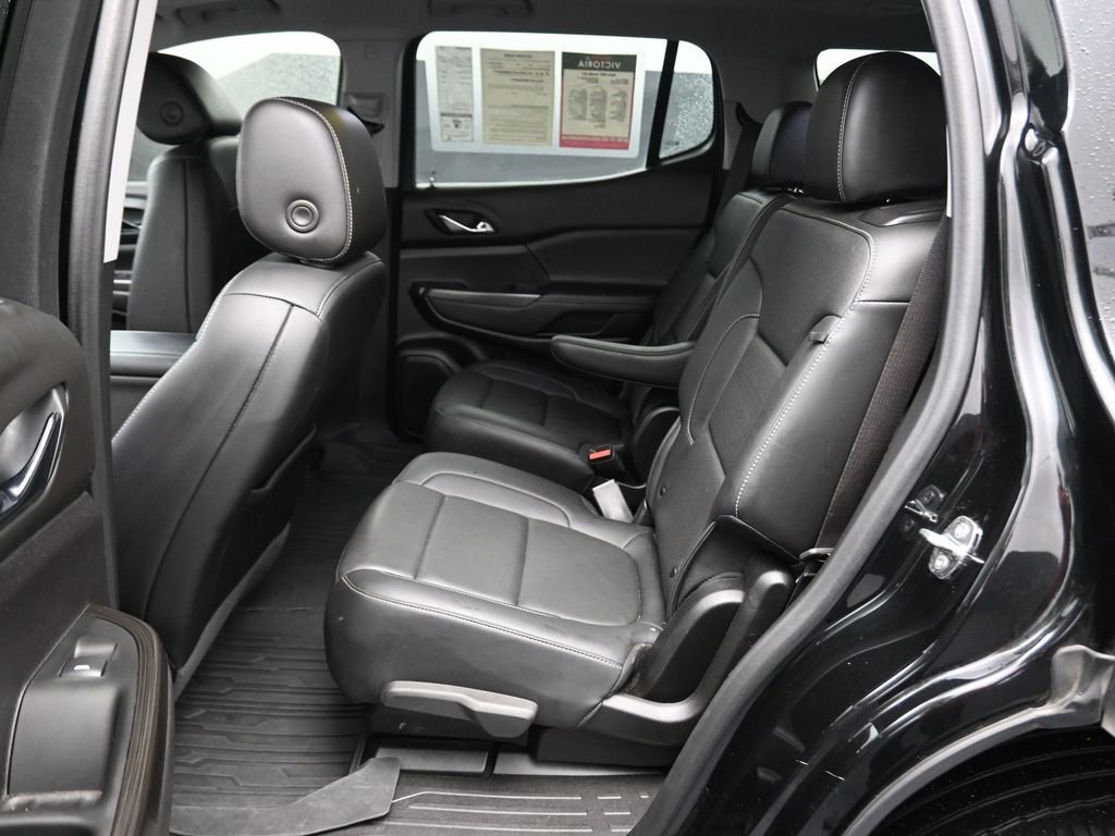 Used 2023 GMC Acadia SLT w/ Technology Package image 11