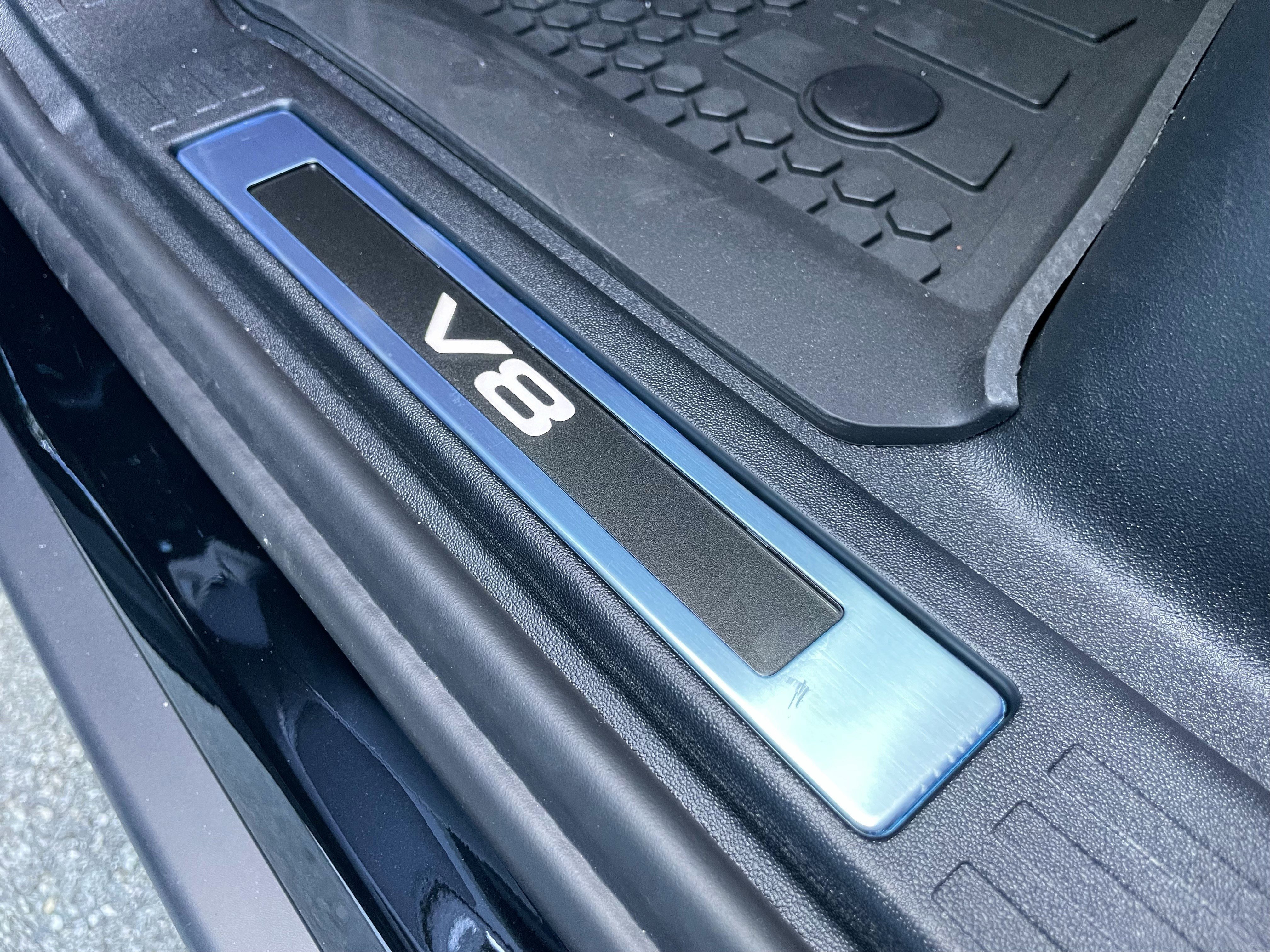New 2026 Land Rover Defender 110 V8 image 39