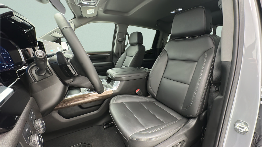 Used 2025 Chevrolet Silverado 1500 RST w/ Convenience Package II AWD/4WD image 15