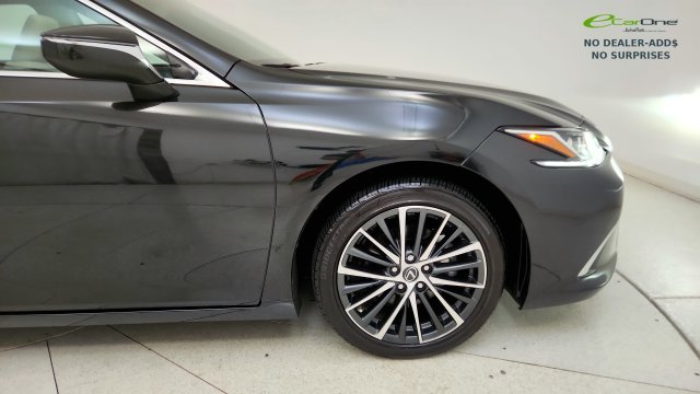 Used 2025 Lexus ES 350 w/ Premium Package FWD image 23