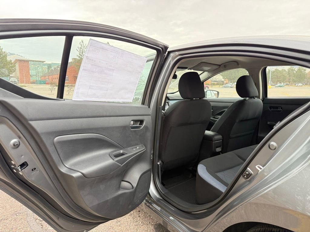 New 2025 Nissan Versa SV image 18