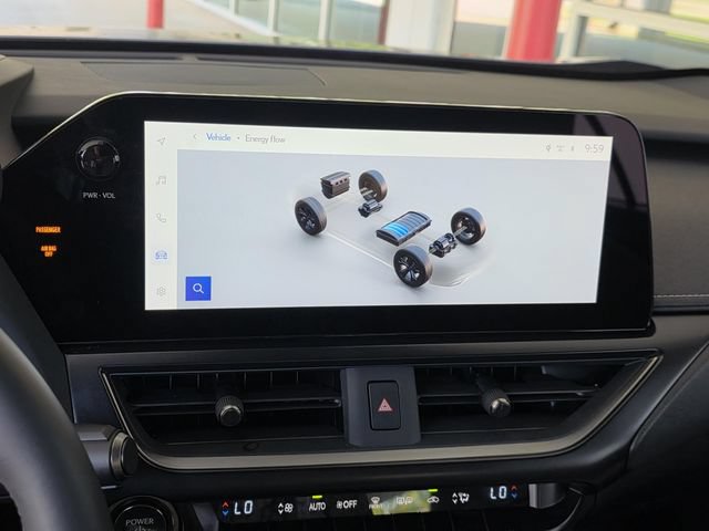 Used 2025 Lexus UX 300h AWD w/ Cold Area Package image 18