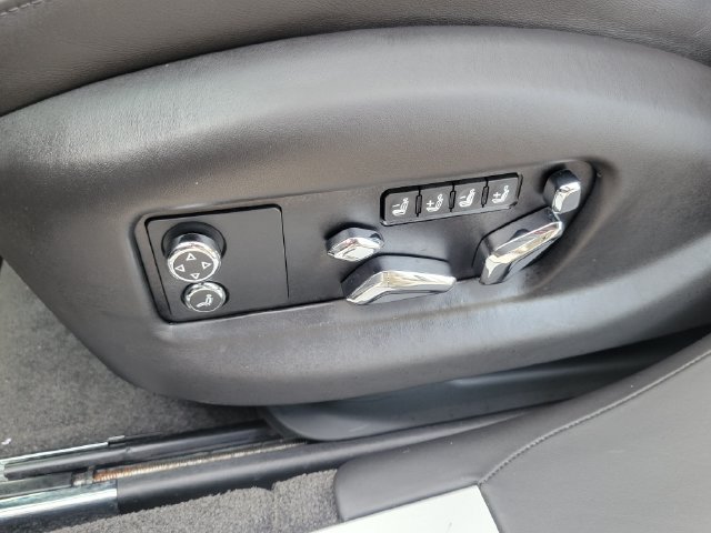 Used 2023 Bentley Flying Spur W12 AWD/4WD image 11