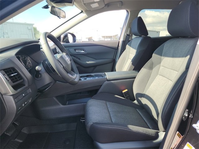 New 2026 Nissan Rogue SV image 7