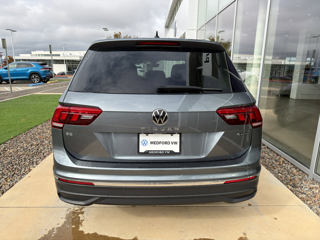 Used 2022 Volkswagen Tiguan SE image 6