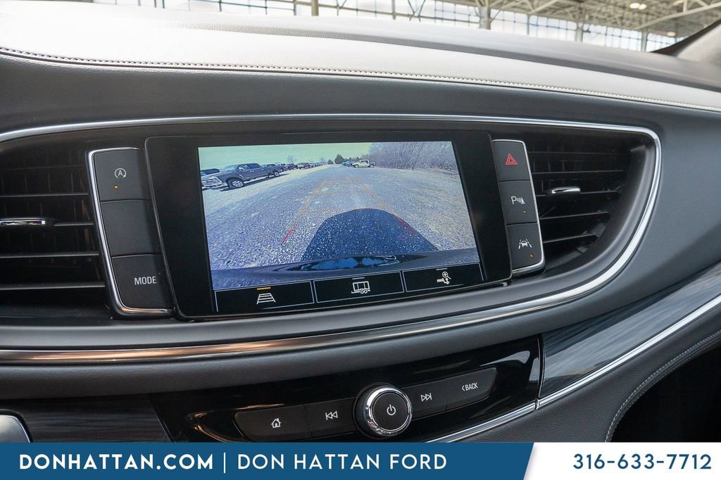 Used 2024 Buick Enclave Essence w/ Sport Touring Edition image 7