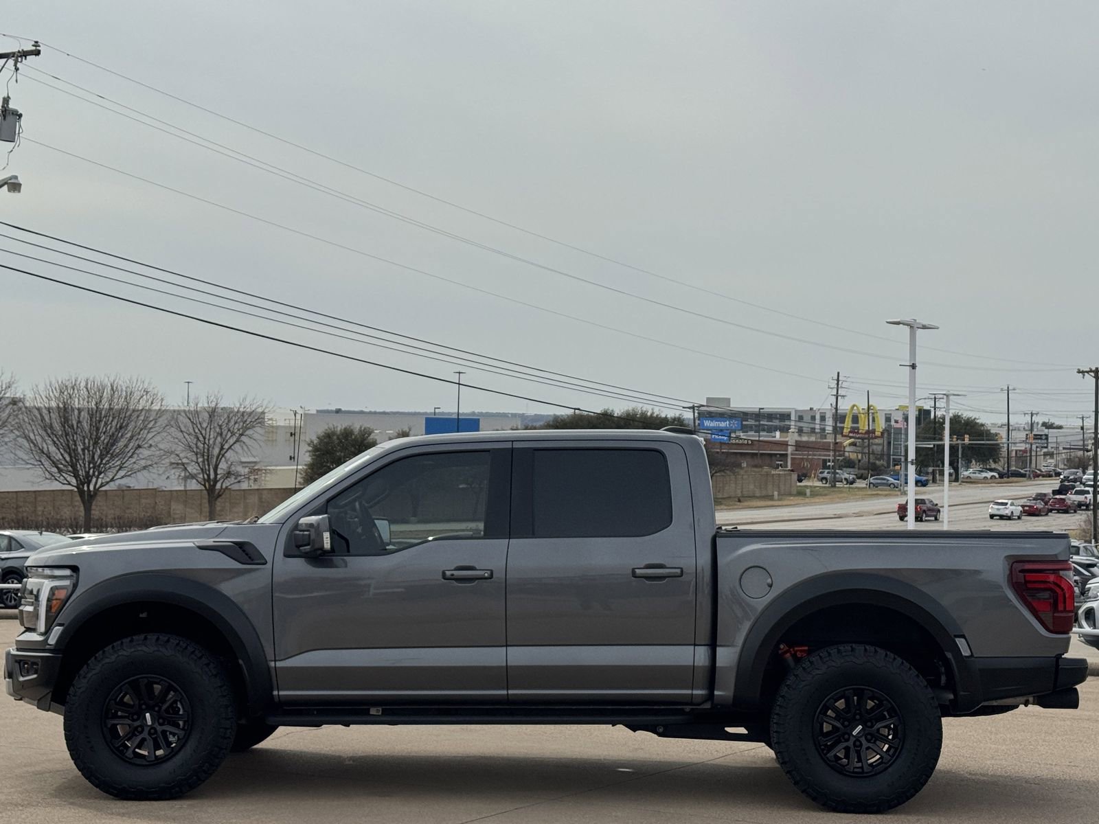 Used 2025 Ford F150 Raptor image 6
