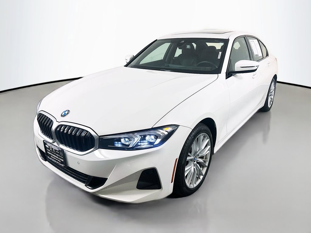 Used 2023 BMW 330i xDrive Sedan w/ Premium Package AWD/4WD image 3