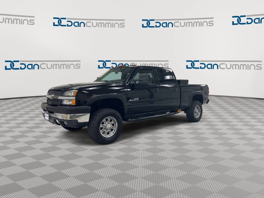 Used 2004 Chevrolet Silverado 2500 LT w/ Skid Plate Package AWD/4WD image 4