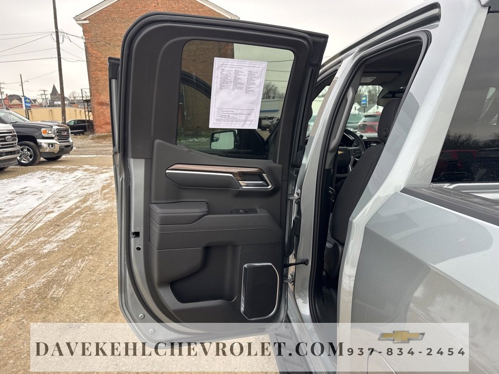 Used 2025 Chevrolet Silverado 1500 LT image 33