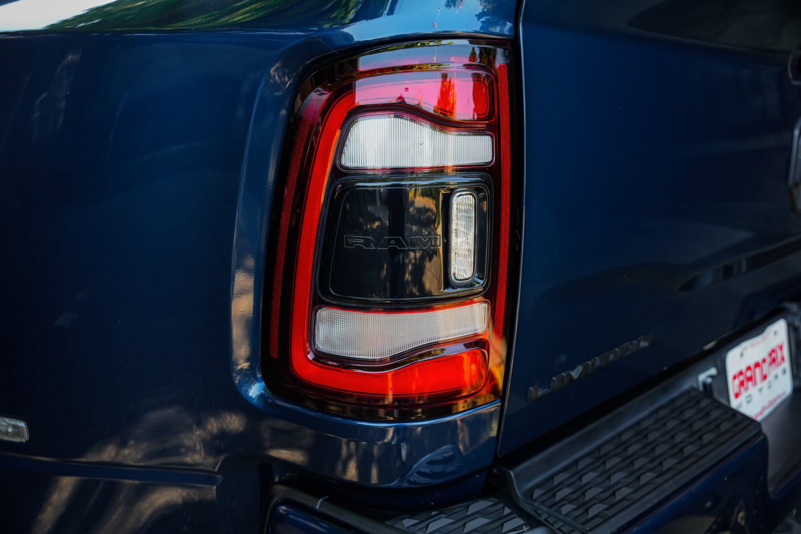 Used 2024 RAM 3500 Limited w/ Night Edition AWD/4WD image 42