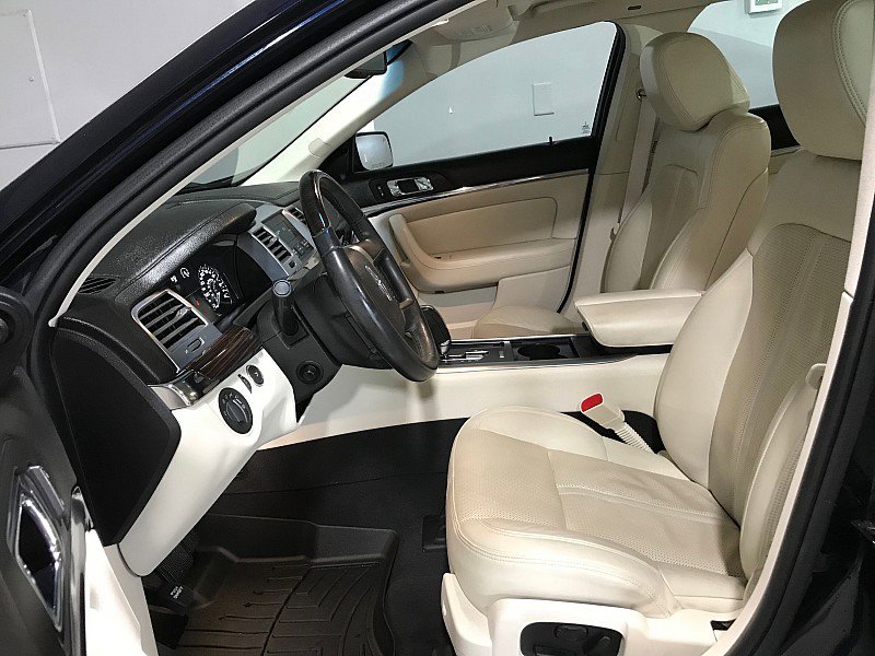 Used 2009 Lincoln MKS image 11